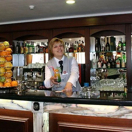 Helena Park 5* Słoneczny Brzeg