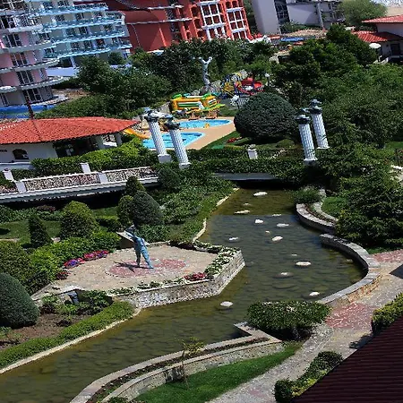 Ośrodek wypoczynkowy Helena Park 5*