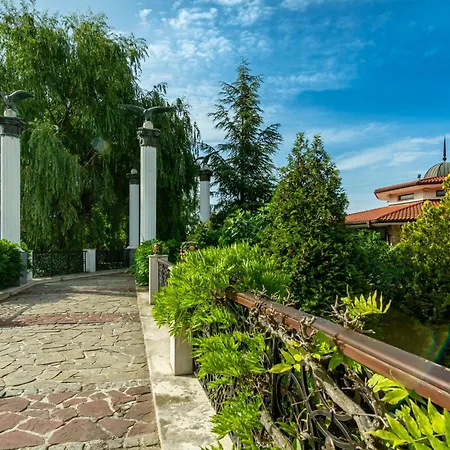 Ośrodek wypoczynkowy Helena Park Słoneczny Brzeg