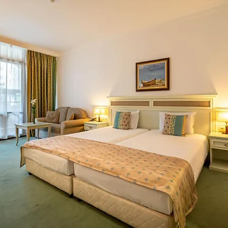 Helena Park Ośrodek wypoczynkowy Słoneczny Brzeg