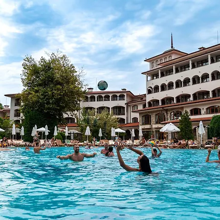 Helena Park Курортный комплекс Солнечный берег