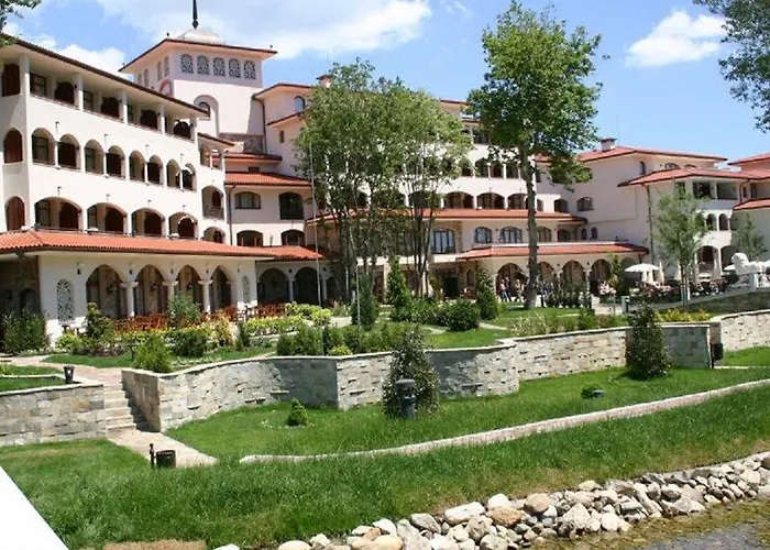 Semesteranläggning (resort) Helena Park Slăntjev Brjag