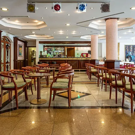 אתר נופש Helena Park