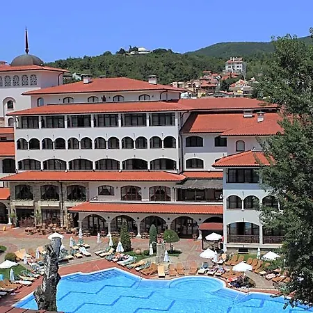 Helena Park 5* ساني بيتش