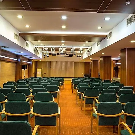 Helena Park منتجع 5*