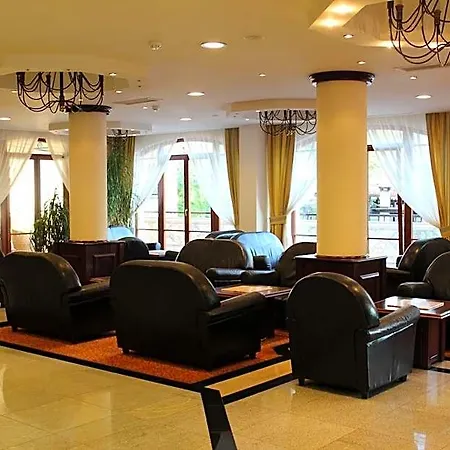 Helena Park ساني بيتش