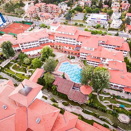 Üdülőközpont Helena Park 5*