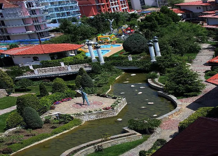 度假村 Helena Park 5*